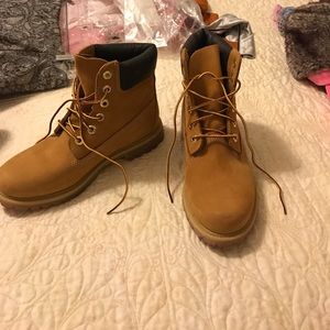 Timberland woman's boots. Worn once.